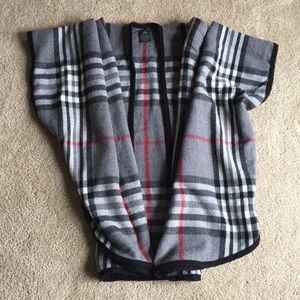 Cozy cape/wrap 🧡💛🧡💛